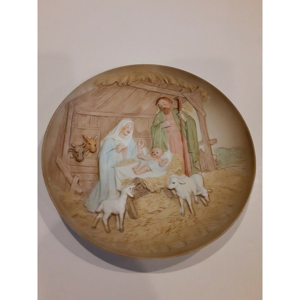HOME INTERIORS HOMCO Nativity Holy Family Ceramic Raised Figures  Plate #5102